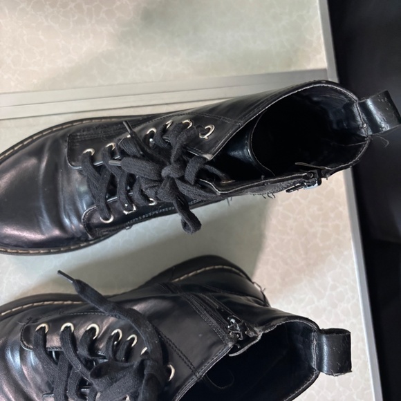 Size 7 2 Pack Low Cut Boot Bundle Priced To Sell - Picture 6 of 11